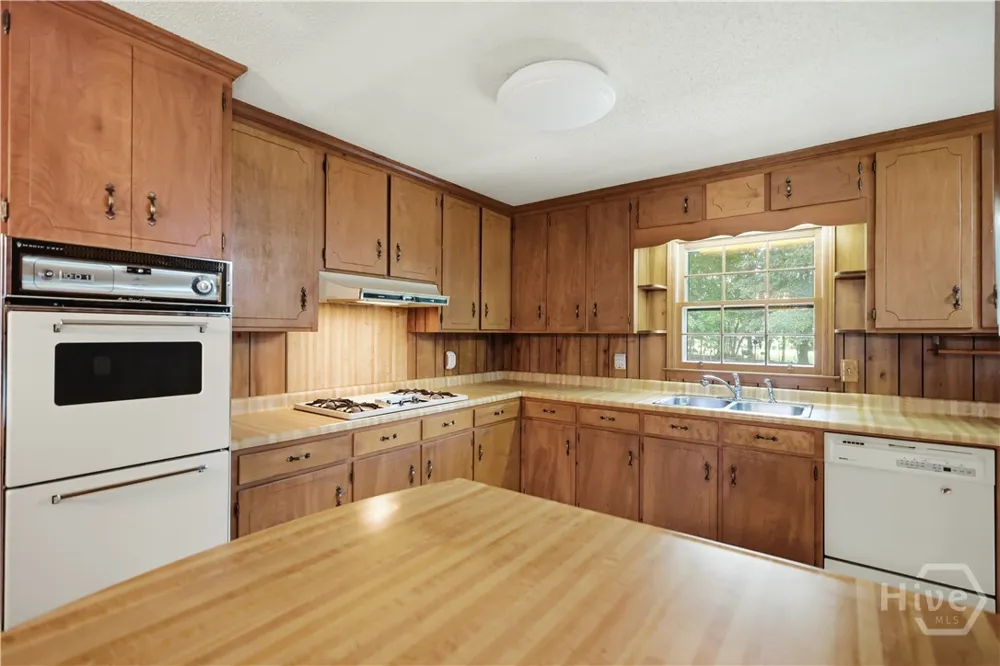 9036 Highway 72 W Hull, GA 30646