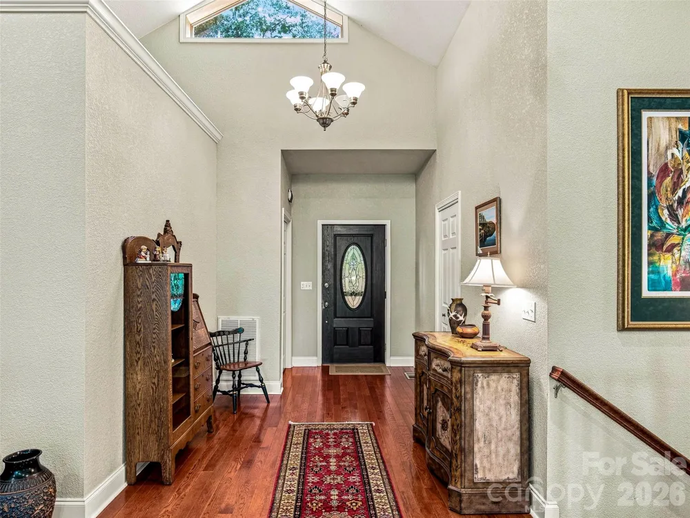 38 Mountain Crest Drive Hendersonville, NC 28739