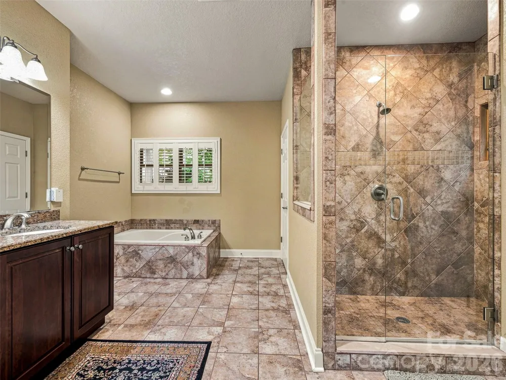 38 Mountain Crest Drive Hendersonville, NC 28739