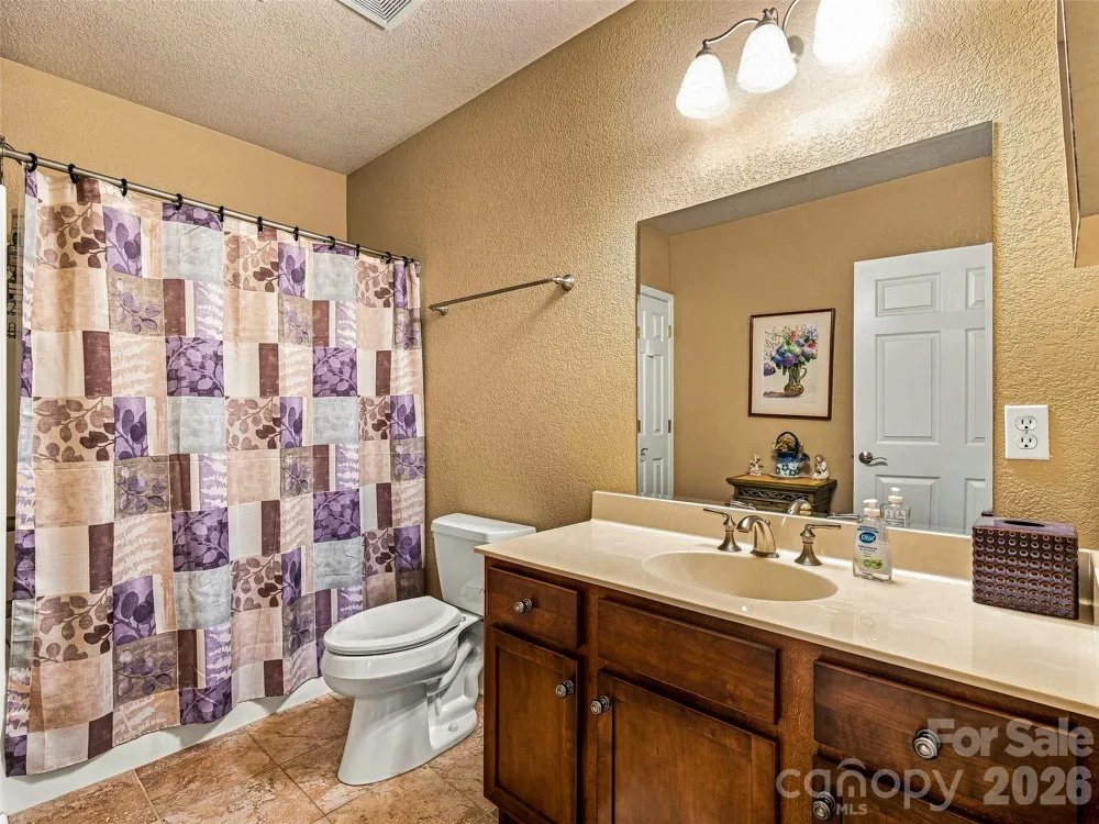 38 Mountain Crest Drive Hendersonville, NC 28739