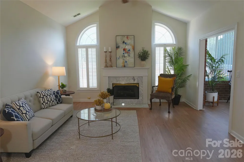 9920 Park Willow Drive Charlotte, NC 28210