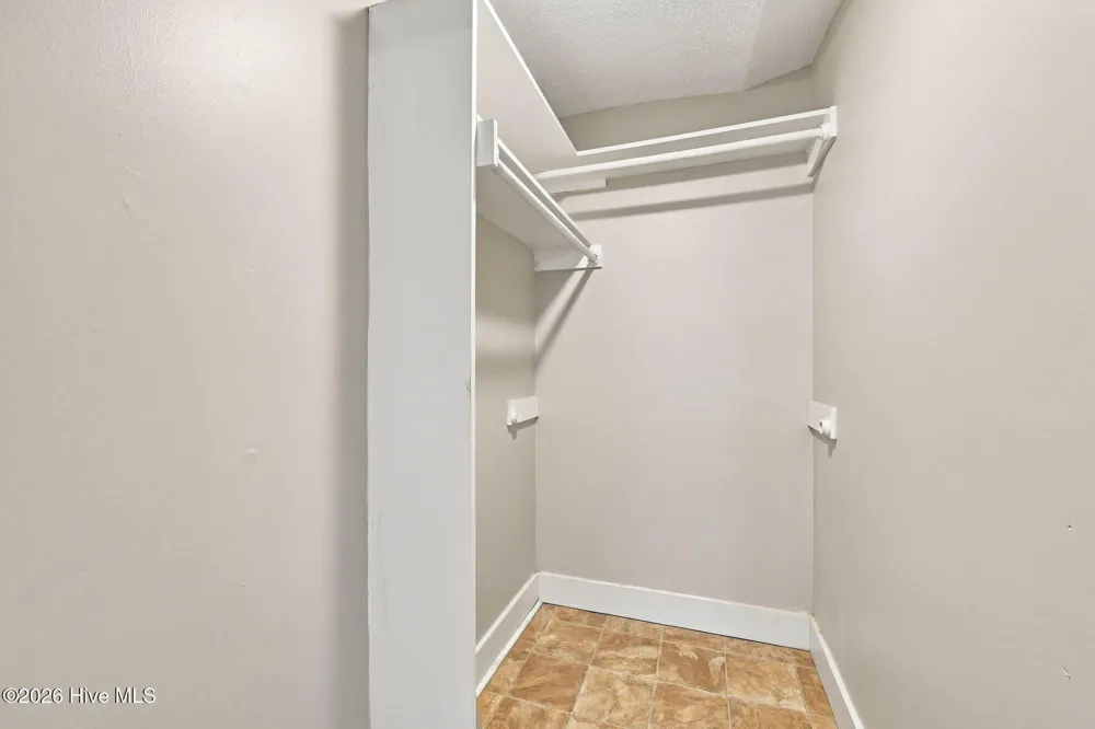 411 Latham Street Greenville, NC 27834