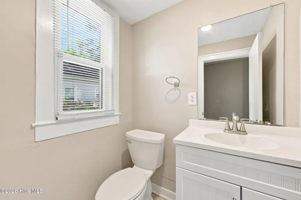 411 Latham Street Greenville, NC 27834