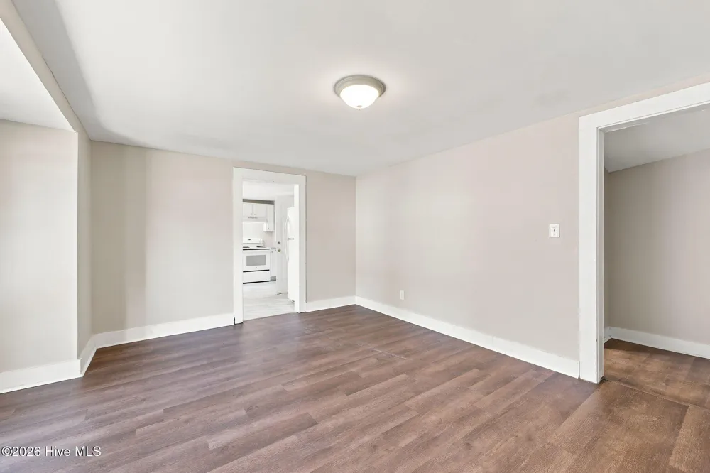 411 Latham Street Greenville, NC 27834