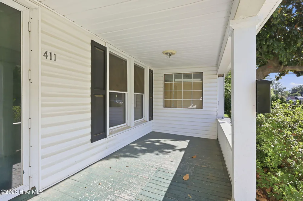 411 Latham Street Greenville, NC 27834