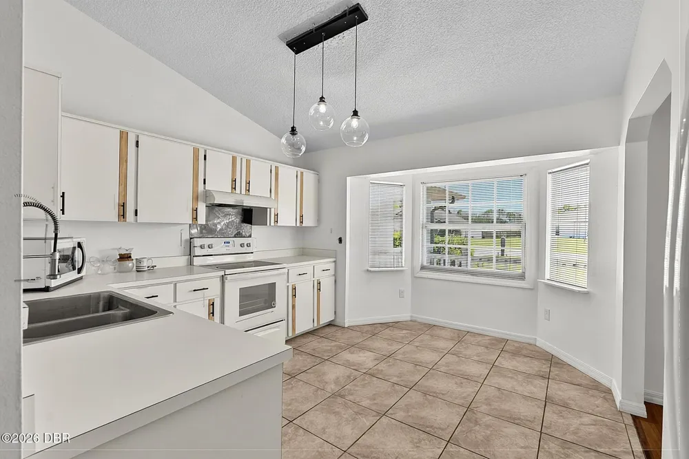 874 Goldcoast Drive Deltona, FL 32725