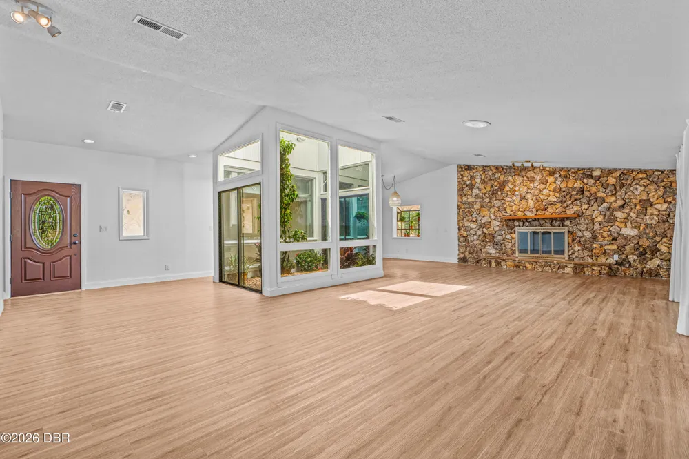 201 Rio Pinar Drive Ormond Beach, FL 32174