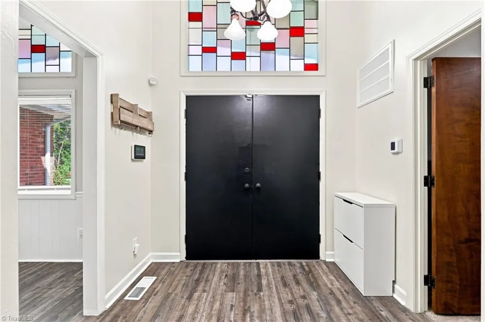 2405 Hillford Drive Burlington, NC 27217