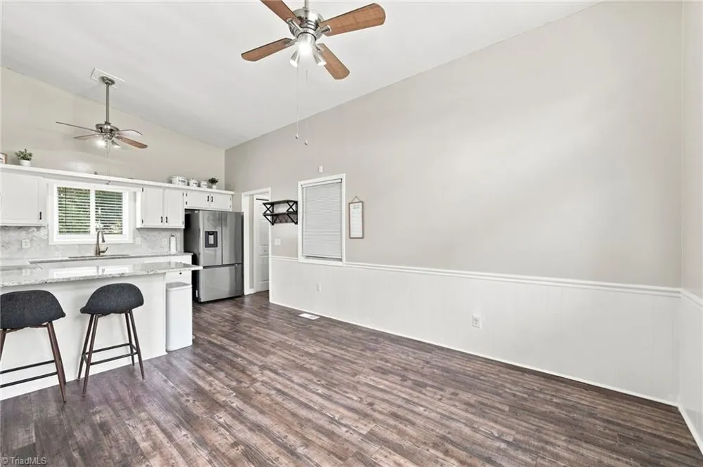 2405 Hillford Drive Burlington, NC 27217