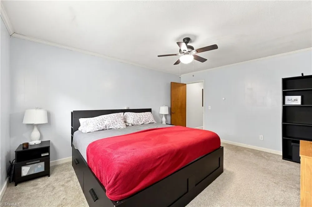2405 Hillford Drive Burlington, NC 27217