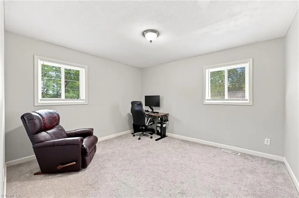 2405 Hillford Drive Burlington, NC 27217