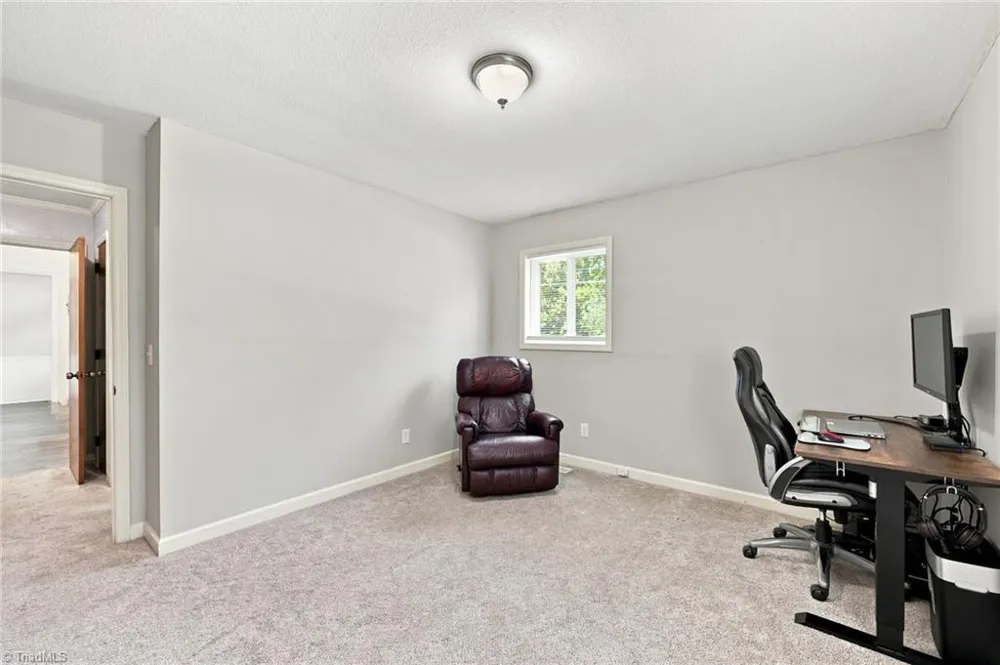 2405 Hillford Drive Burlington, NC 27217