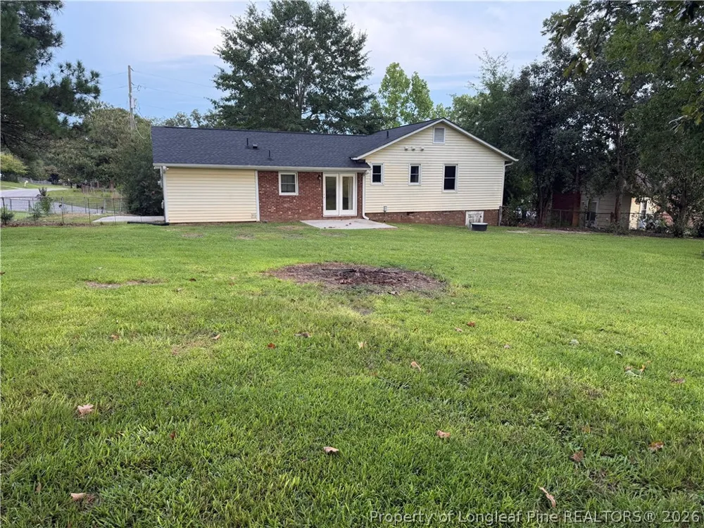 1112 Riverside Circle Spring Lake, NC 28390