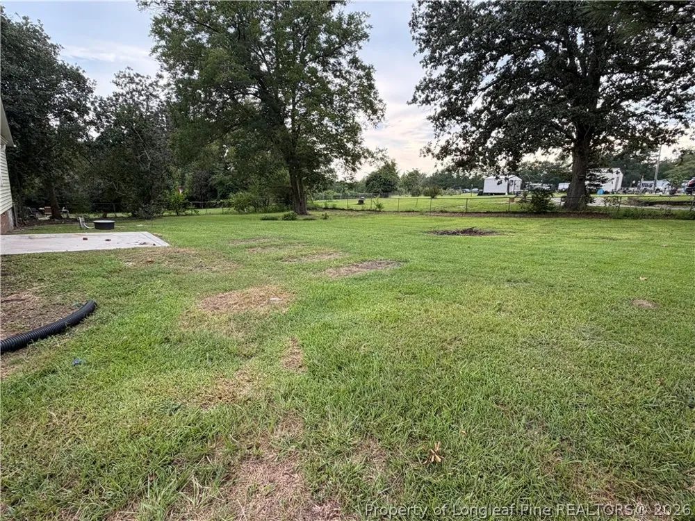 1112 Riverside Circle Spring Lake, NC 28390