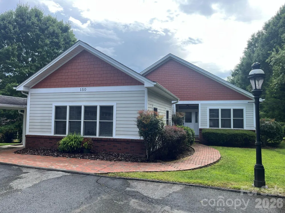 150 Holly Springs Road Hendersonville, NC 28729