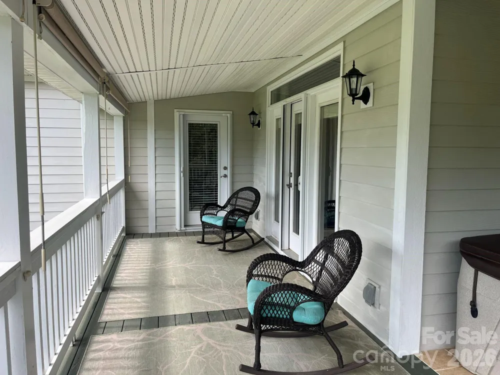150 Holly Springs Road Hendersonville, NC 28729