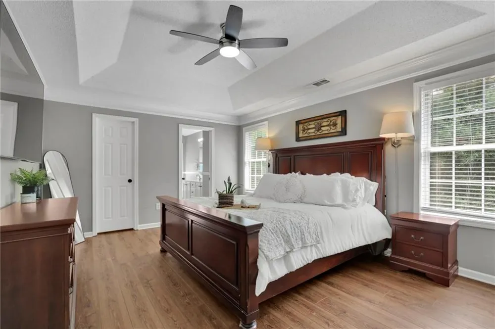 7660 Streamside Lane Cumming, GA 30028