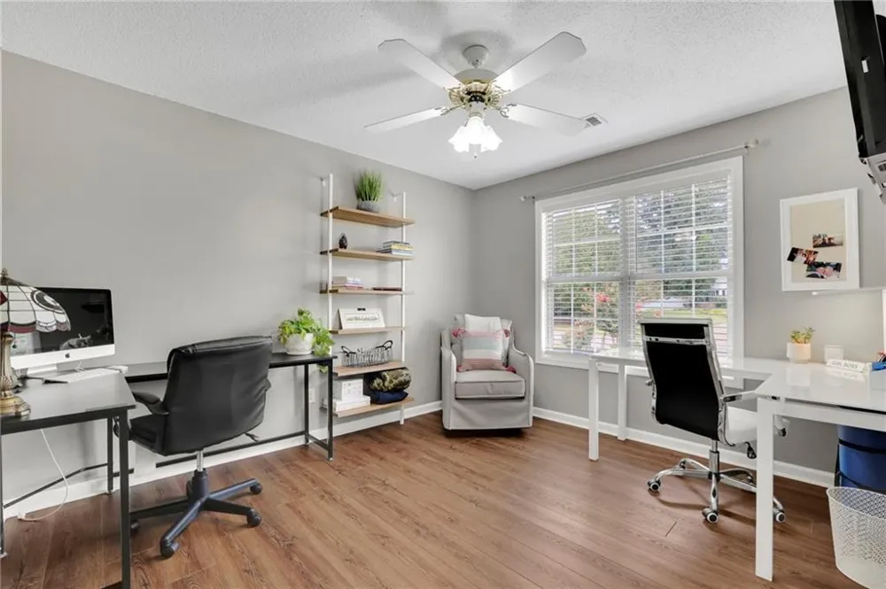 7660 Streamside Lane Cumming, GA 30028