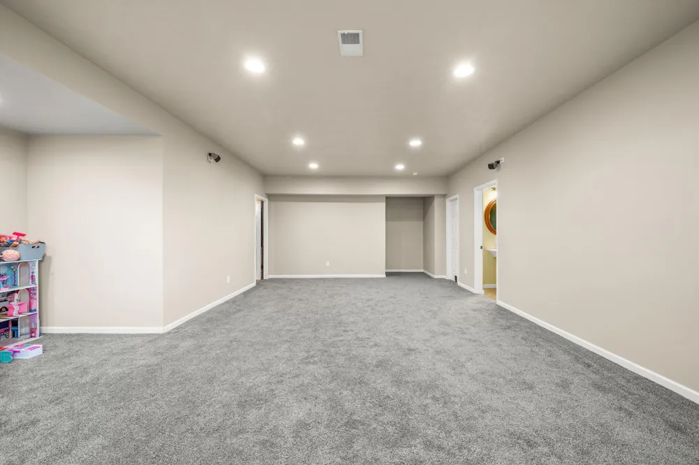 69265 Sundance Drive Edwardsburg, MI 49112