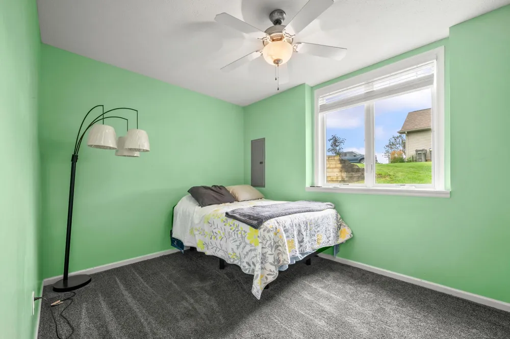 69265 Sundance Drive Edwardsburg, MI 49112