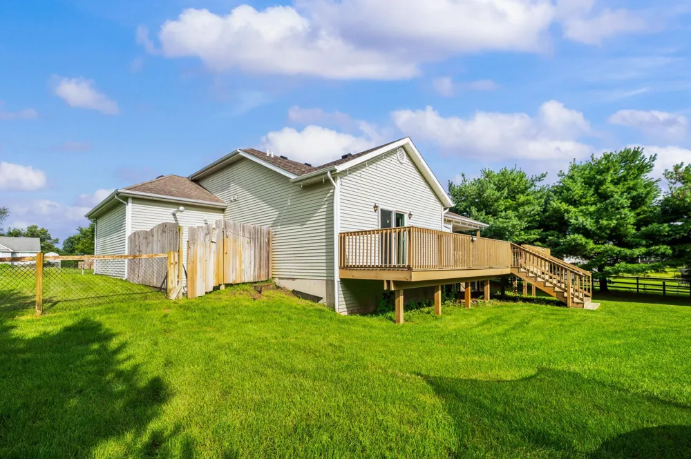 69265 Sundance Drive Edwardsburg, MI 49112