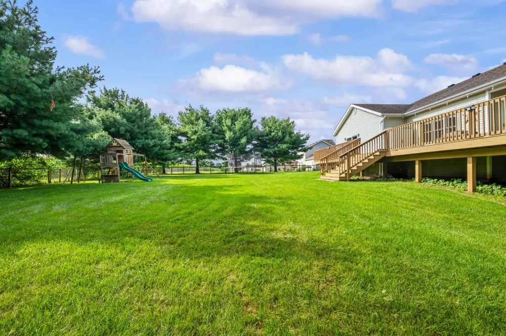 69265 Sundance Drive Edwardsburg, MI 49112