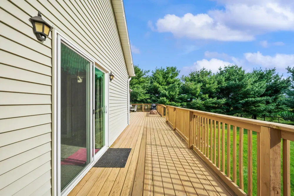 69265 Sundance Drive Edwardsburg, MI 49112