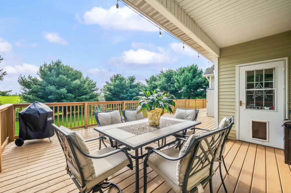 69265 Sundance Drive Edwardsburg, MI 49112