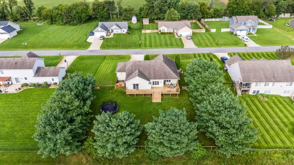 69265 Sundance Drive Edwardsburg, MI 49112