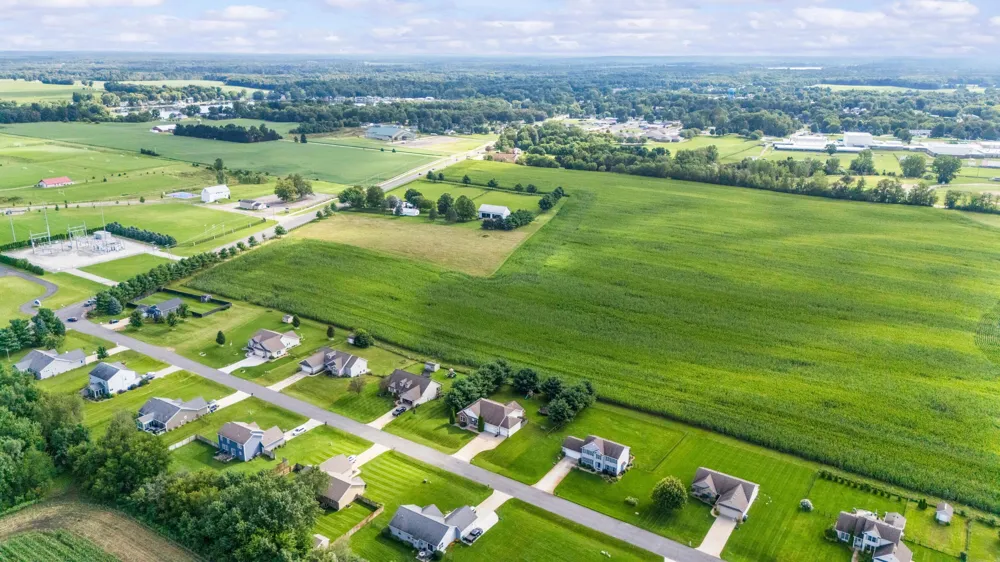 69265 Sundance Drive Edwardsburg, MI 49112