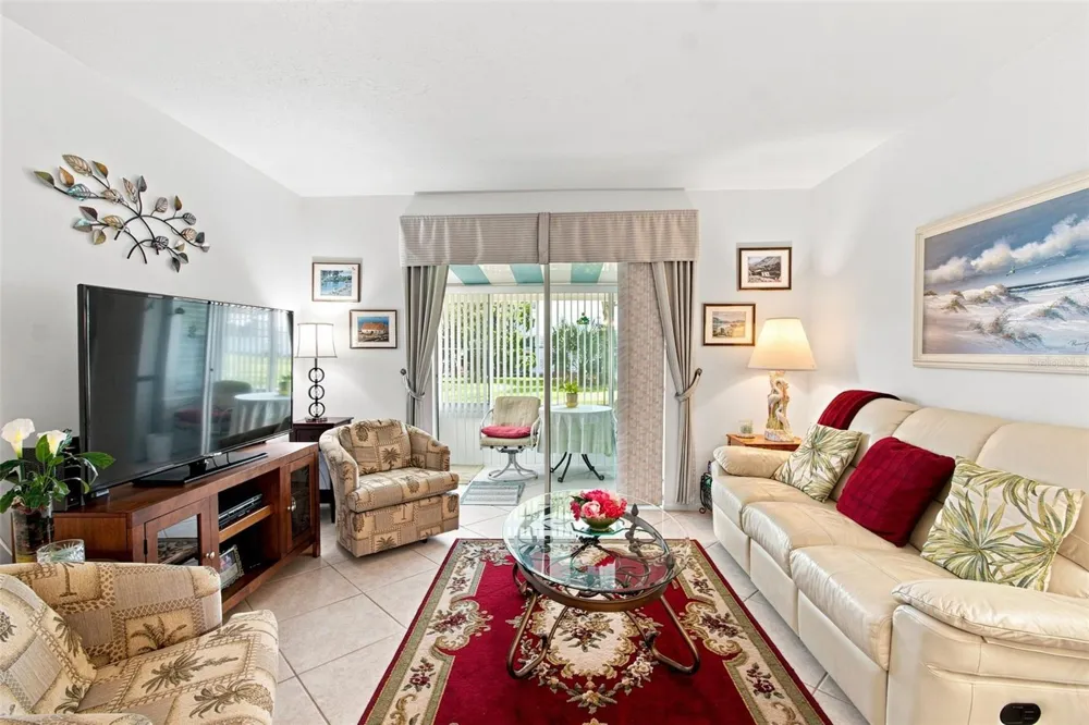5913 17TH STREET W #1 Bradenton, FL 34207