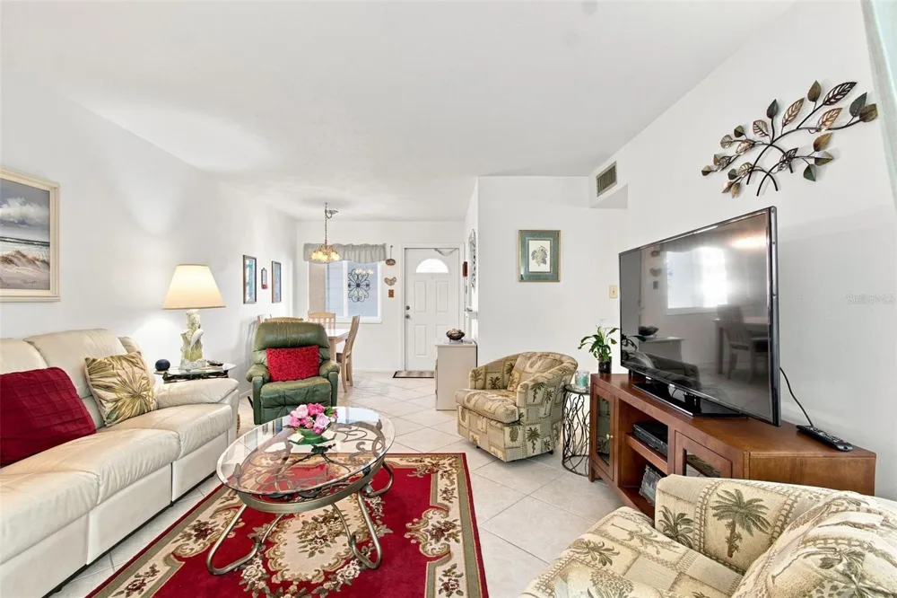 5913 17TH STREET W #1 Bradenton, FL 34207
