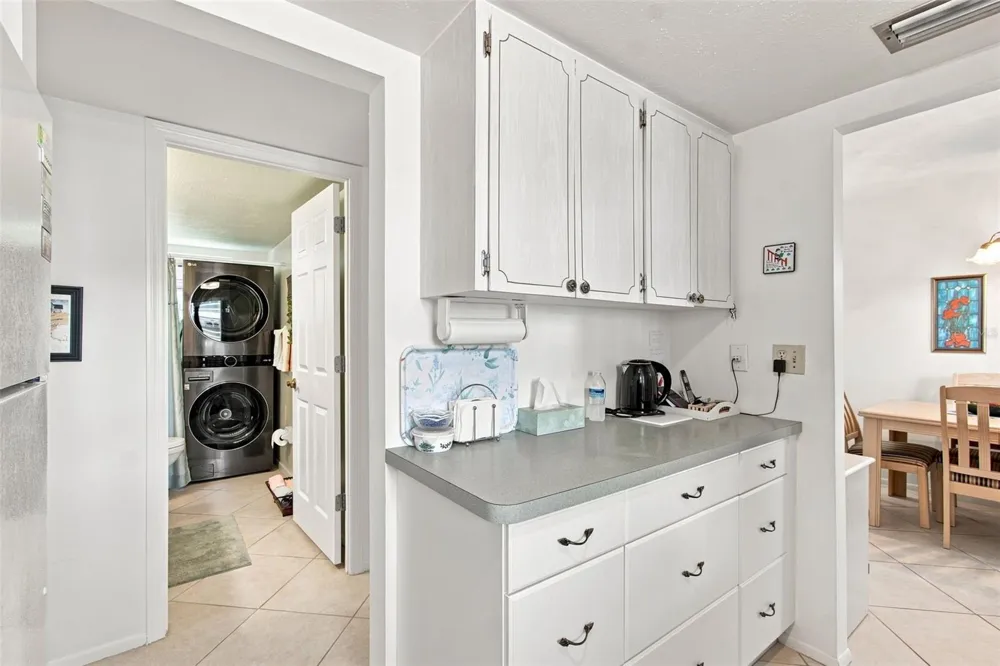 5913 17TH STREET W #1 Bradenton, FL 34207