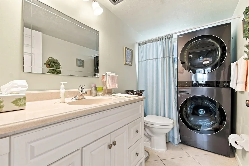 5913 17TH STREET W #1 Bradenton, FL 34207