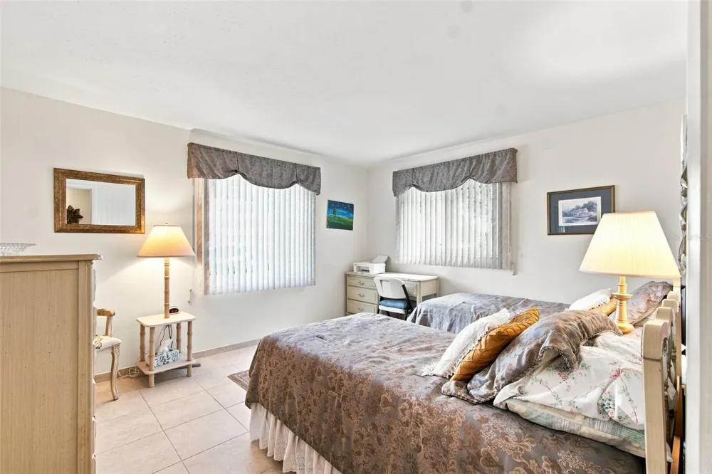 5913 17TH STREET W #1 Bradenton, FL 34207