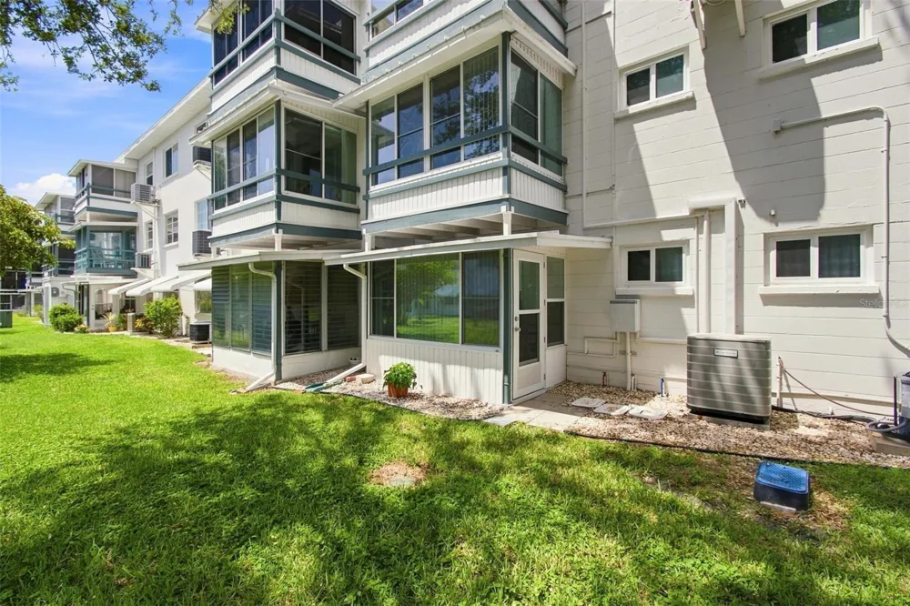 5913 17TH STREET W #1 Bradenton, FL 34207