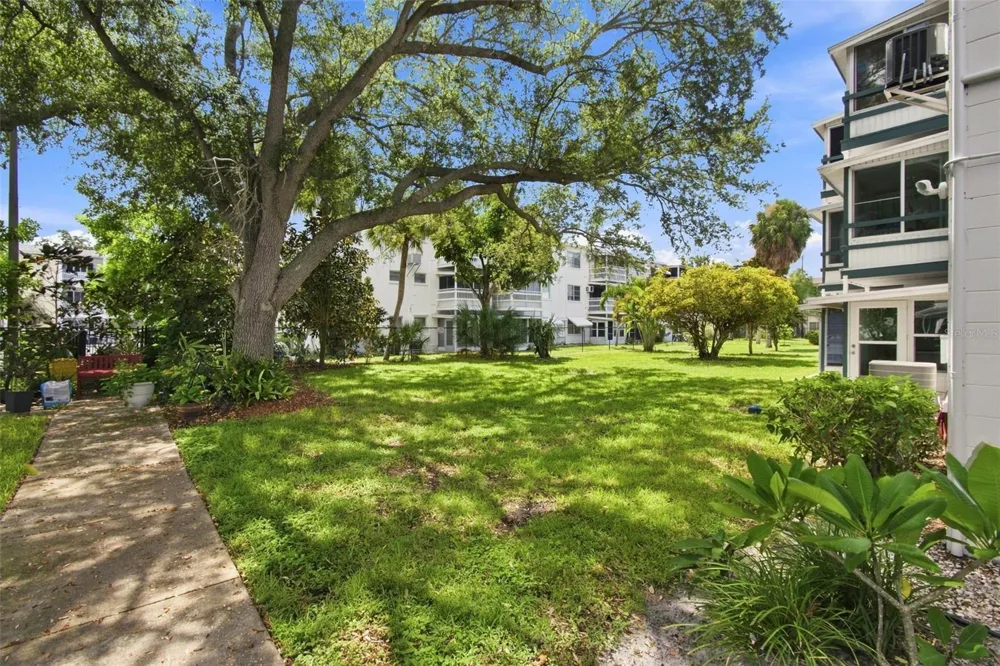 5913 17TH STREET W #1 Bradenton, FL 34207