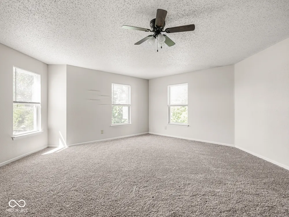 914 Indigo Drive Greenfield, IN 46140