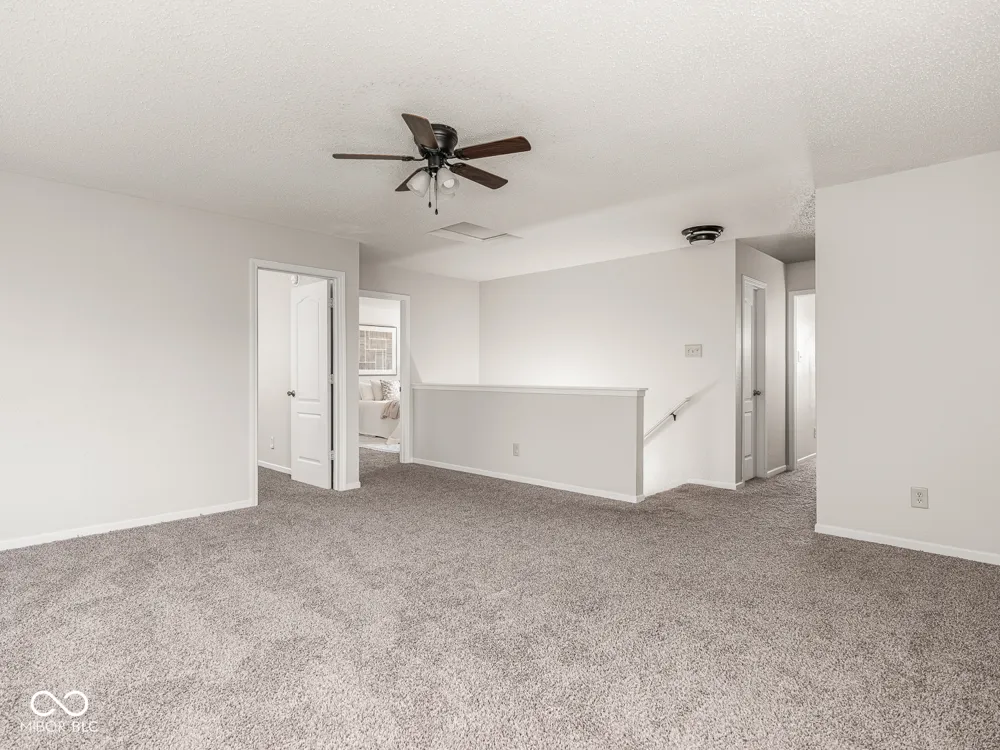 914 Indigo Drive Greenfield, IN 46140