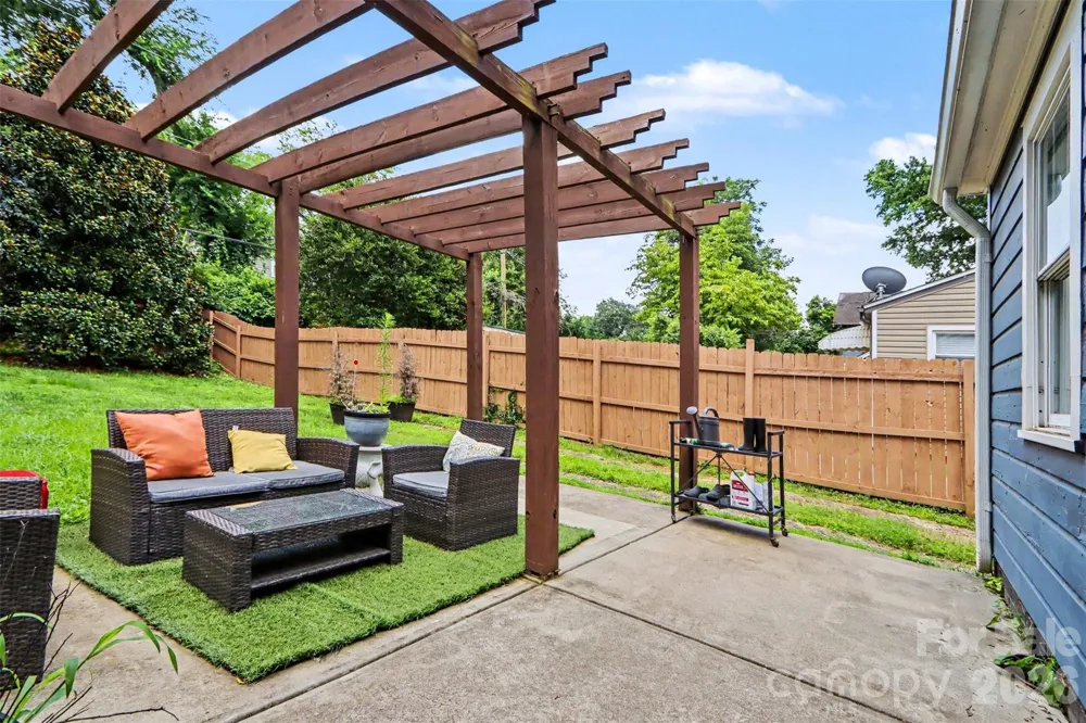 1013 Spruce Street Charlotte, NC 28203