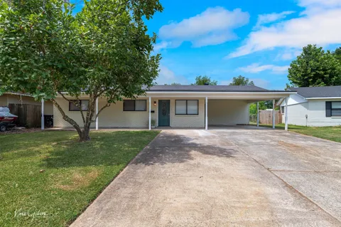 3404 Palmdale Place
