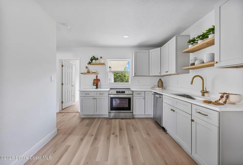 1709 Wayne Drive Melbourne, FL 32901