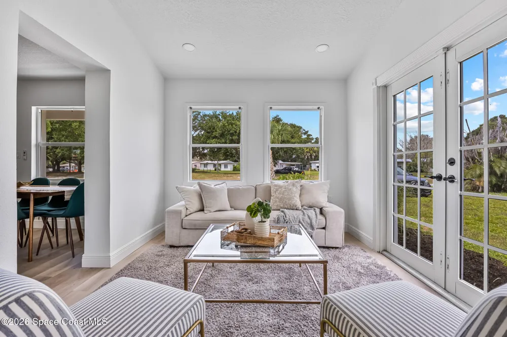1709 Wayne Drive Melbourne, FL 32901