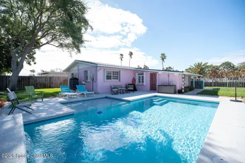 238 Harbor Drive