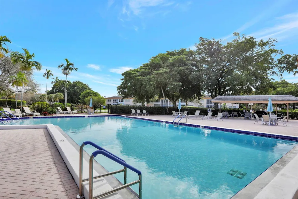 4301 MARTINIQUE CIRCLE #G4 Coconut Creek, FL 33066