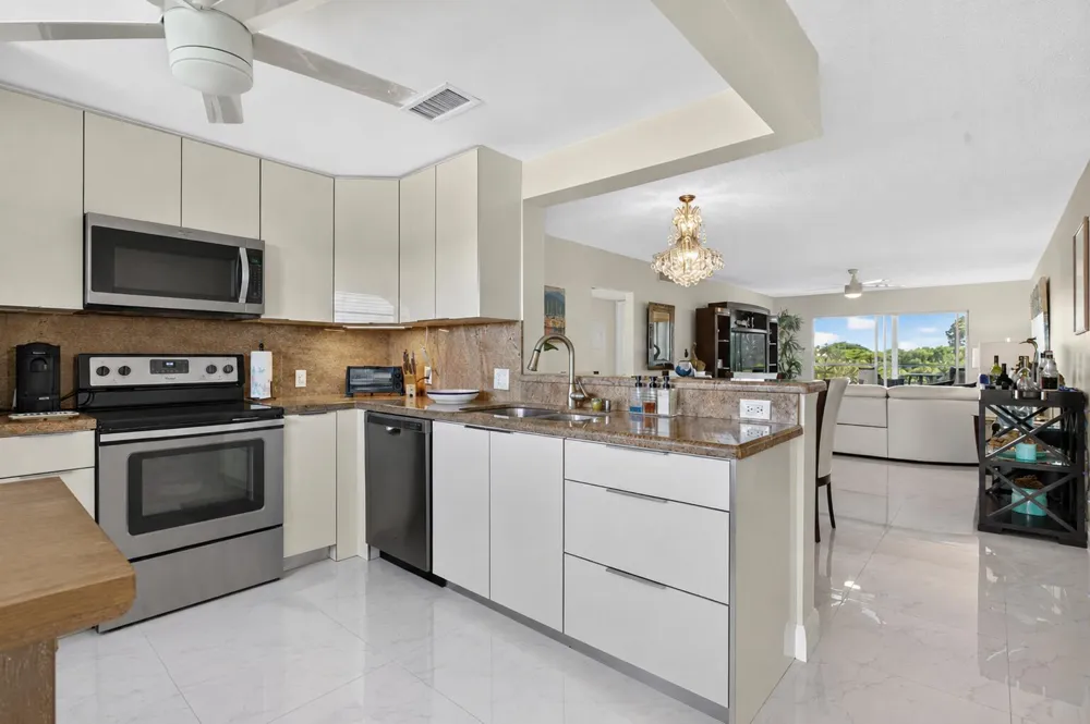 4301 MARTINIQUE CIRCLE #G4 Coconut Creek, FL 33066