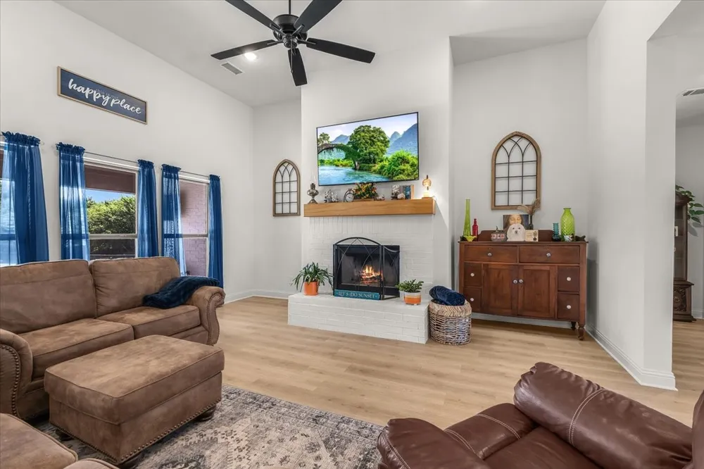 250 Odell Road Springtown, TX 76082