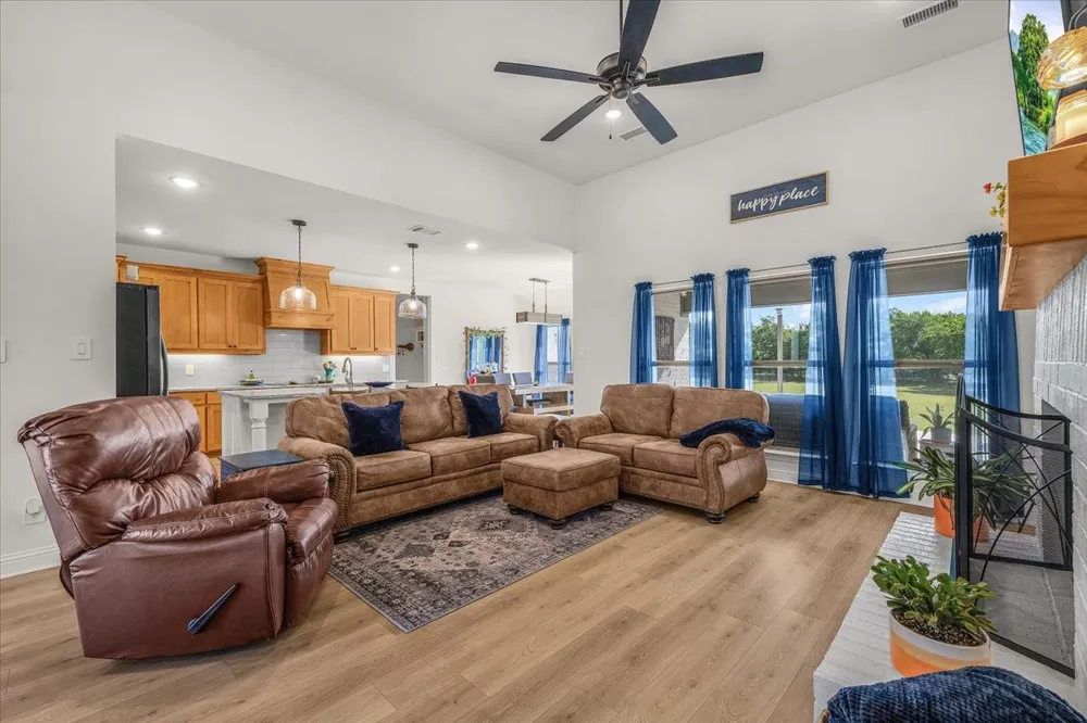 250 Odell Road Springtown, TX 76082