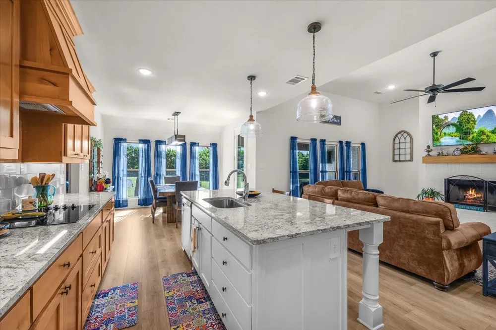 250 Odell Road Springtown, TX 76082