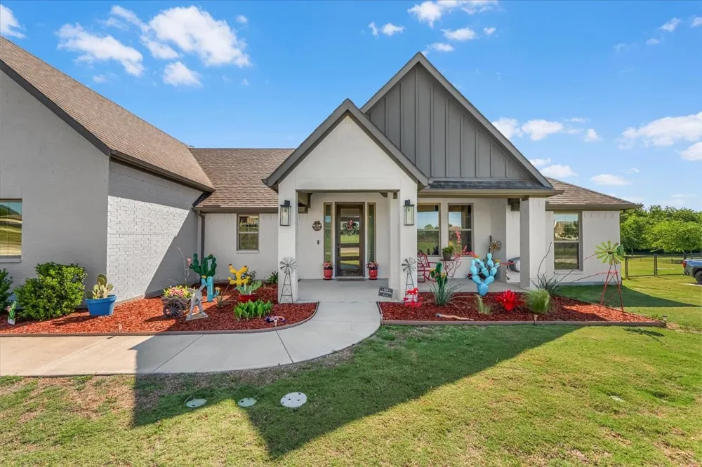250 Odell Road Springtown, TX 76082